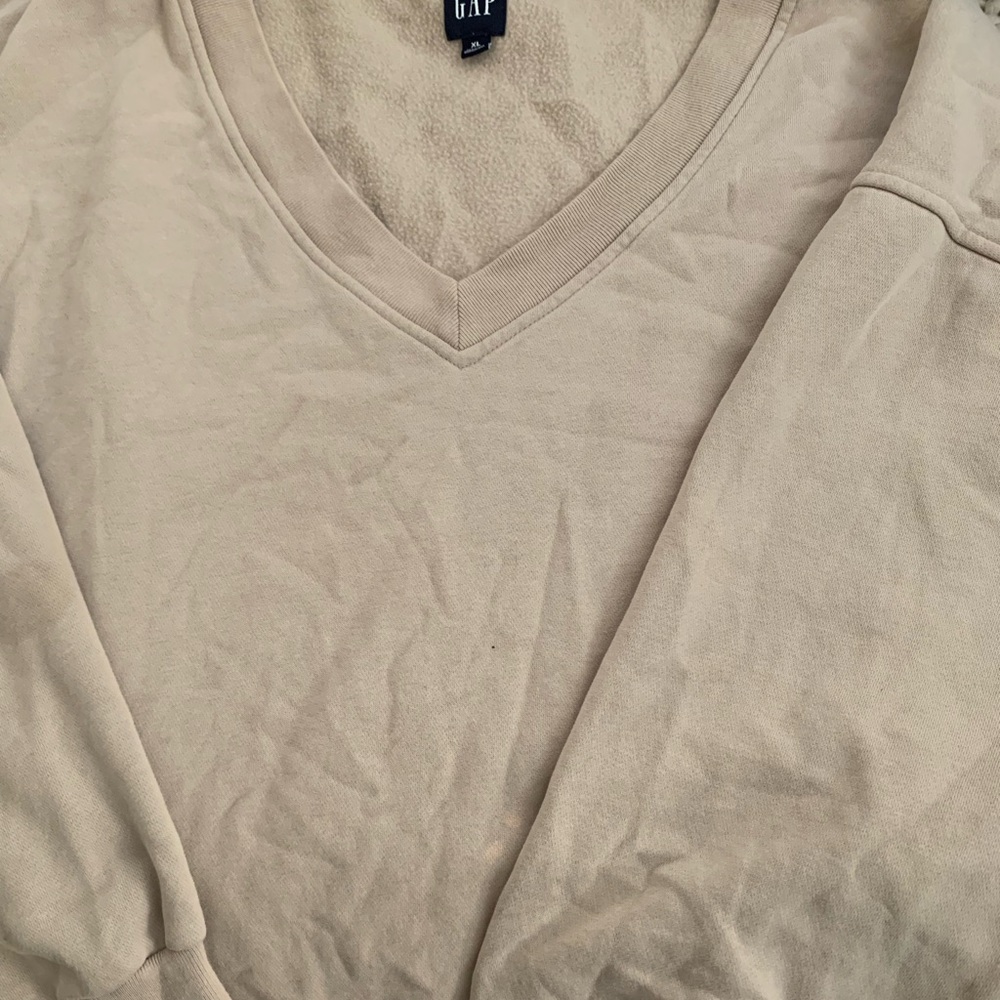 GAP Light Tan V-Neck Sweater